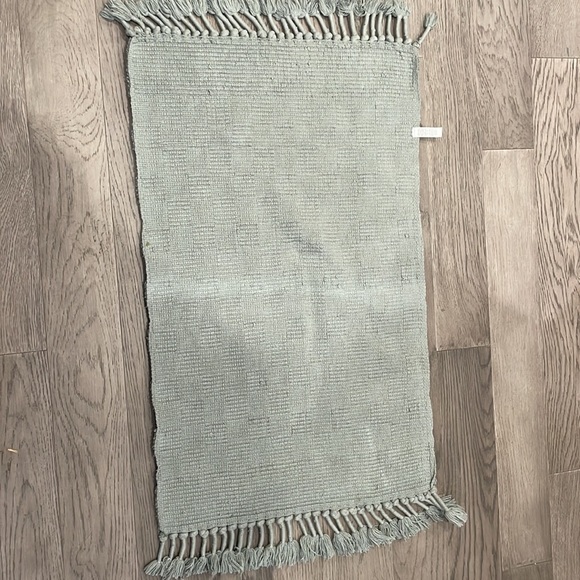 World Market Hand-Woven Checkered Bath Mat - Picture 5 of 7